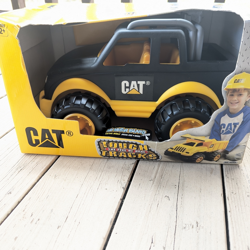 NWB Caterpillar CAT Tough Tracks Black and Yellow Toy Truck